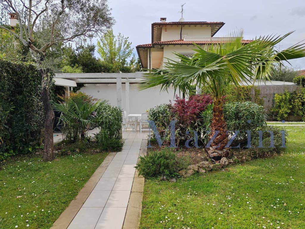 Villa Castle - 9