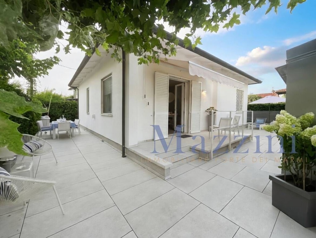 Villa Khloe